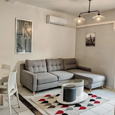 F1 200 Metre De La Gare